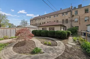 944 N Humphrey Ave, Oak Park, IL 60302 - Photo 24