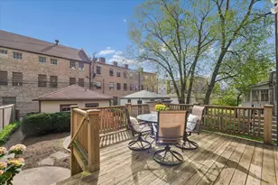 944 N Humphrey Ave, Oak Park, IL 60302 - Photo 22