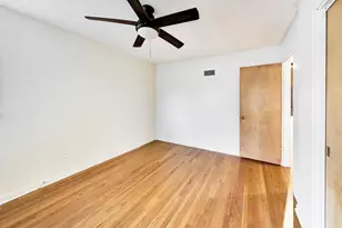 7810 Kilbourn Ave, Skokie, IL 60076 - Photo 14