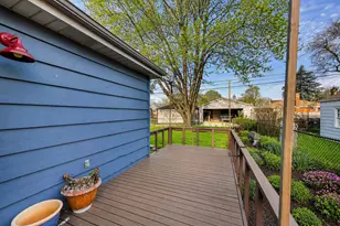 7810 Kilbourn Ave, Skokie, IL 60076 - Photo 22