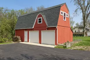 521 S Naperville Rd, Wheaton, IL 60187 - Photo 32