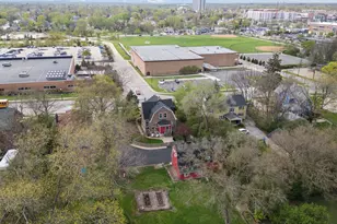 521 S Naperville Rd, Wheaton, IL 60187 - Photo 48