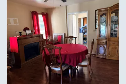311 S Ottawa Street E, Joliet, IL 60436 - Photo 4