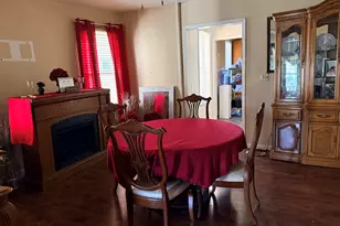 311 S Ottawa Street E, Joliet, IL 60436 - Photo 4