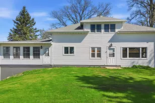 17870 Clover Rd, Morrison, IL 61270 - Photo 2
