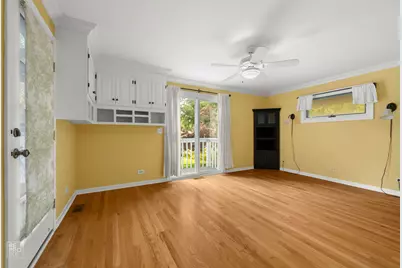 71 Esther Street, Crystal Lake, IL 60014 - Photo 12