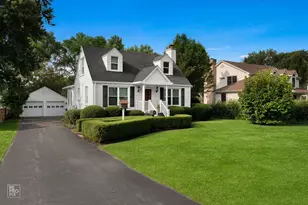 71 Esther St, Crystal Lake, IL 60014 - Photo 2