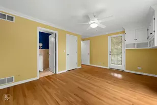 71 Esther St, Crystal Lake, IL 60014 - Photo 14