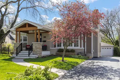 296 Kenilworth Avenue, Glen Ellyn, IL 60137 - Photo 1