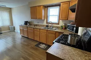 14324 Dante Ave, Dolton, IL 60419 - Photo 8