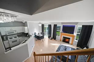 573 N Fox Trl, Round Lake, IL 60073 - Photo 6