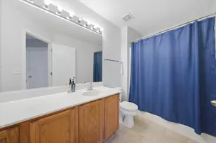 573 N Fox Trl, Round Lake, IL 60073 - Photo 14