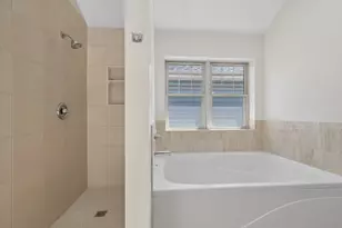 5725 N Jersey Ave, Chicago, IL 60659 - Photo 32