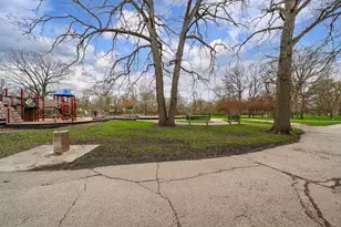5725 N Jersey Ave, Chicago, IL 60659 - Photo 40