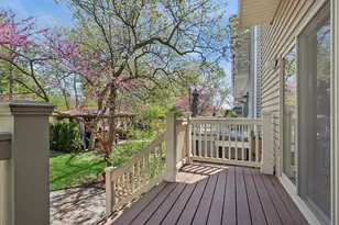 5725 N Jersey Ave, Chicago, IL 60659 - Photo 36