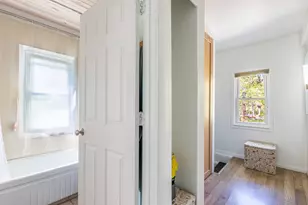 11S104 Jackson St, Burr Ridge, IL 60527 - Photo 10