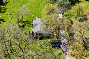 11S104 Jackson St, Burr Ridge, IL 60527 - Photo 4