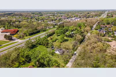 11S104 Jackson Street, Burr Ridge, IL 60527 - Photo 6