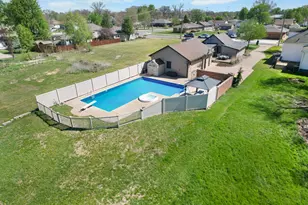 910 S Vermillion St, Streator, IL 61364 - Photo 18