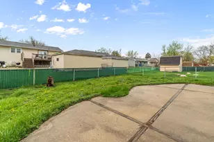89 W Schubert Ave, Glendale Heights, IL 60139 - Photo 22