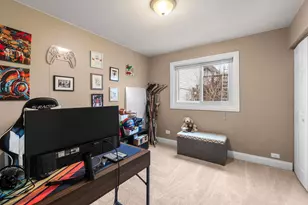 89 W Schubert Ave, Glendale Heights, IL 60139 - Photo 14