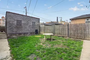 1510 N Harding Ave, Chicago, IL 60651 - Photo 18