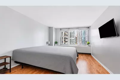 400 E Randolph Street #1104, Chicago, IL 60601 - Photo 12