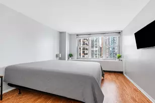 400 E Randolph St, Chicago, IL 60601 - Photo 12