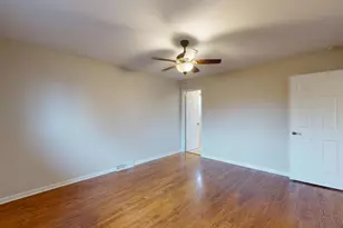 15505 Orogrande Dr, Oak Forest, IL 60452 - Photo 12