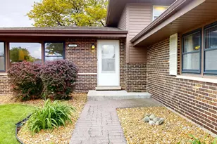 15505 Orogrande Dr, Oak Forest, IL 60452 - Photo 2