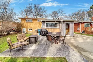 615 N Prospect Manor Ave, Mount Prospect, IL 60056 - Photo 18
