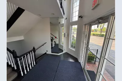 655 Rockland Road, Lake Bluff, IL 60044 - Photo 2