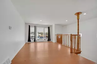 13059 Honore St, Blue Island, IL 60406 - Photo 4