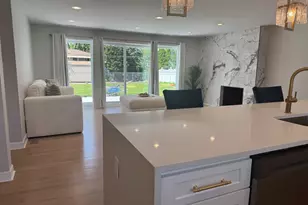 860 S 10th Ave, La Grange, IL 60525 - Photo 10