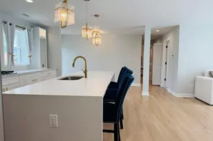 860 S 10th Ave, La Grange, IL 60525 - Photo 4