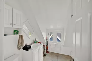 2026 Maple Ave, Evanston, IL 60201 - Photo 6