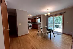 340 Greenview Dr, Crystal Lake, IL 60014 - Photo 26