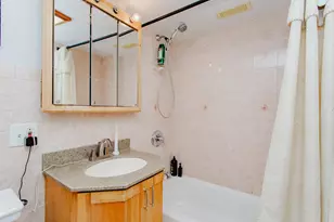 6617 W Foster Ave, Chicago, IL 60656 - Photo 34