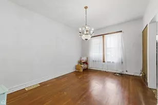 5044 W Wilson Ave, Chicago, IL 60630 - Photo 18