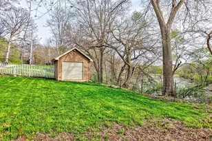 2469 N 41st Rd, Sheridan, IL 60551 - Photo 22