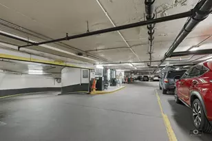 2800 N Lake Shore Dr, Chicago, IL 60657 - Photo 24