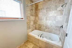 1419 W Chicago Ave, Chicago, IL 60642 - Photo 16