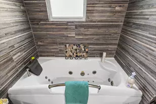 603 W Main St, Cary, IL 60013 - Photo 22