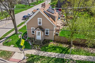 603 W Main St, Cary, IL 60013 - Photo 2