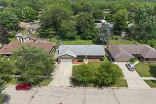 1606 Carlisle Ln, Dekalb, IL 60115 - Photo 38