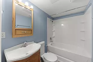 1606 Carlisle Ln, Dekalb, IL 60115 - Photo 22