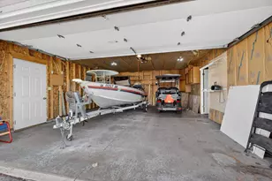 1101 S Bluff Street S, Albany, IL 61230 - Photo 28