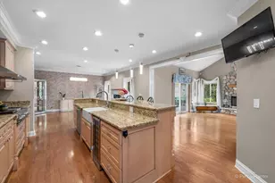 2024 Westridge Blvd, Bartlett, IL 60103 - Photo 8