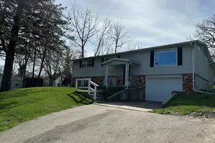 208 N College St, Mount Carroll, IL 61053 - Photo 2