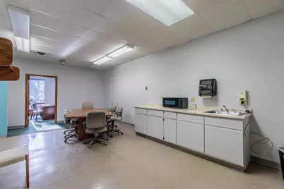123 S Pleasant Street, Princeton, IL 61356 - Photo 12